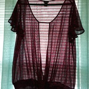 Torrid animal print flutter sleeve chiffon top